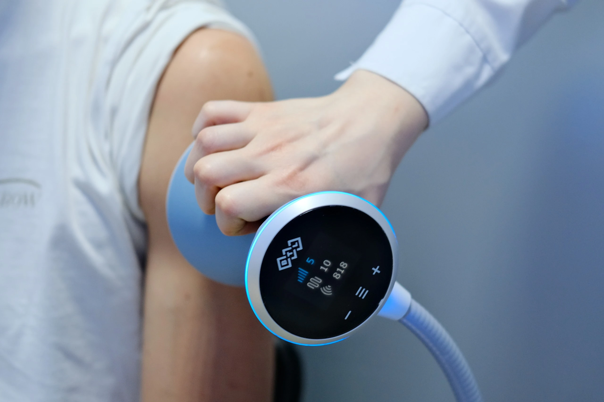 Антицеллюлитная ударно-волновая терапия на аппарате BTL-6000 FSWT 1